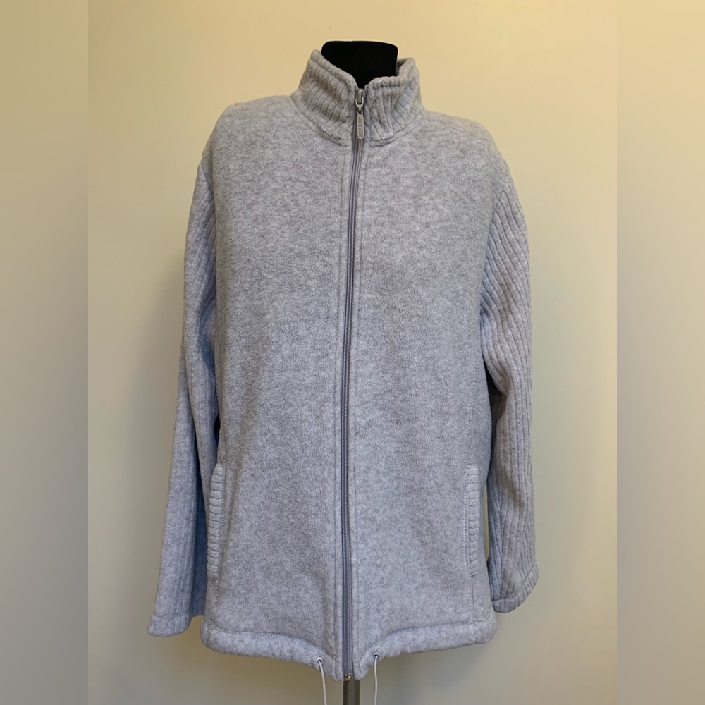 Carolyn Taylor Full Zip Fleece-Light Gray-Pockets-Mock Neck-Drawstring Bottom-L